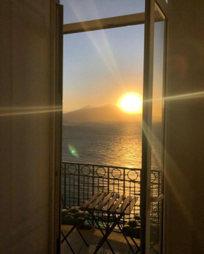Lux Napoli